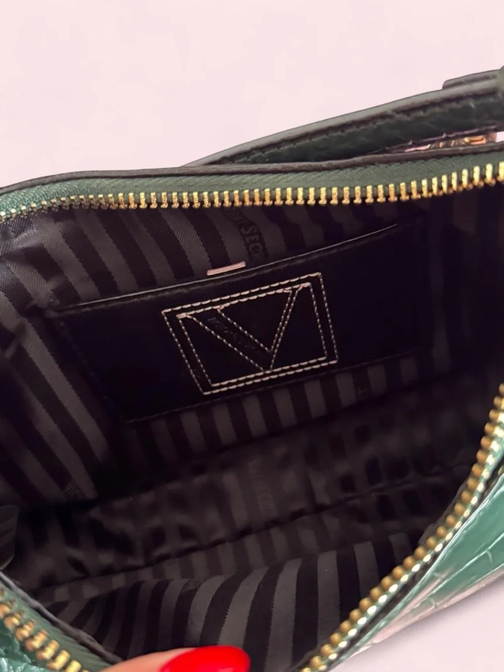 Victoria's Secret Dark Green Croc-Embossed Shoulder Bag with Gold Chain